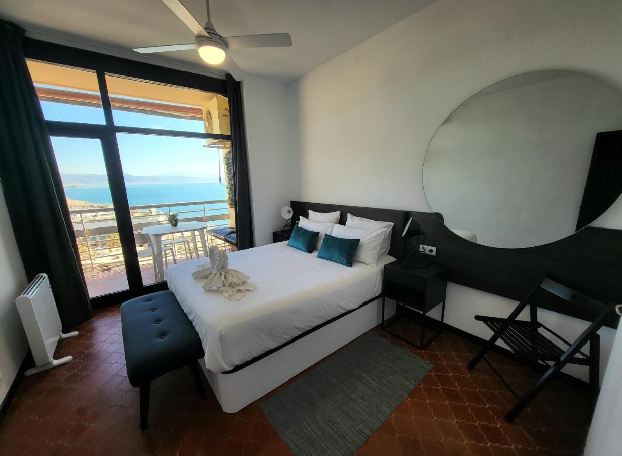 Apartamento Torre De La Roca Actual Torremolinos Eksteriør billede