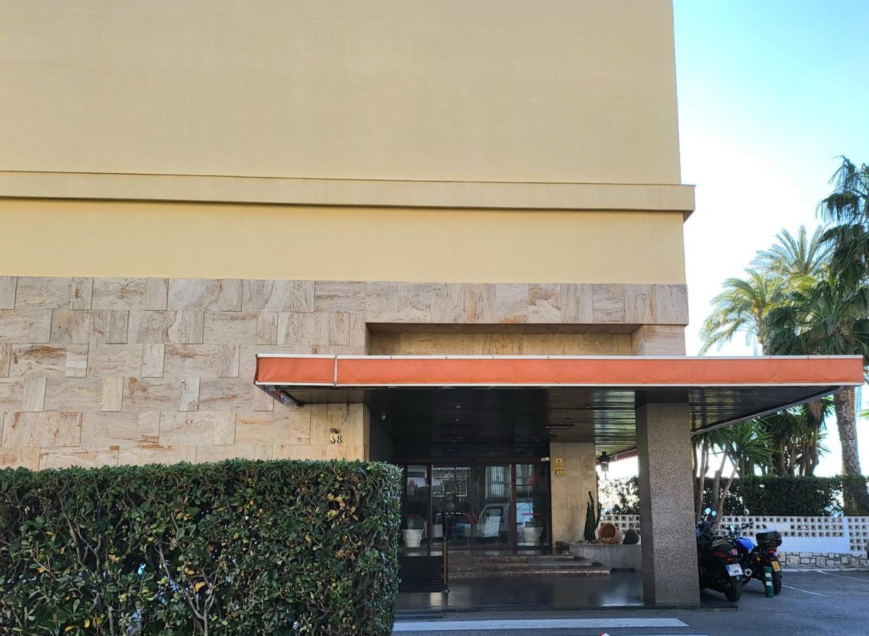 Apartamento Torre De La Roca Actual Torremolinos Eksteriør billede